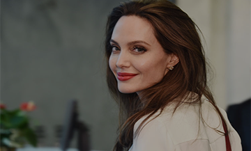 Photo of the actress Angelina Jolie.
